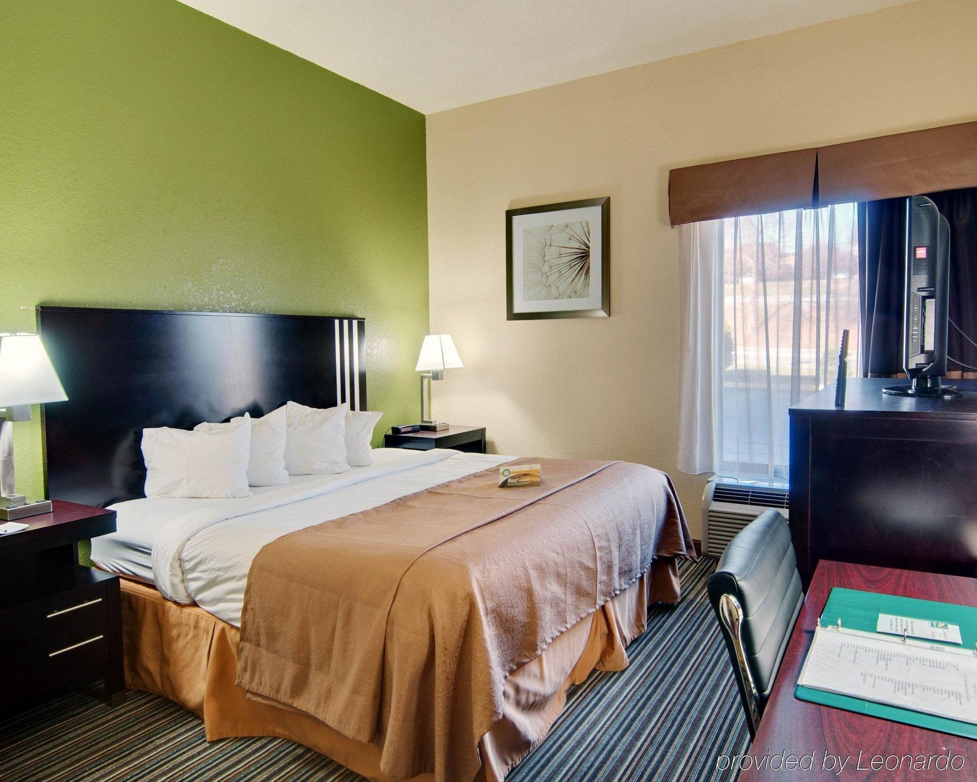 Spark By Hilton Wytheville East Main Street Exteriér fotografie