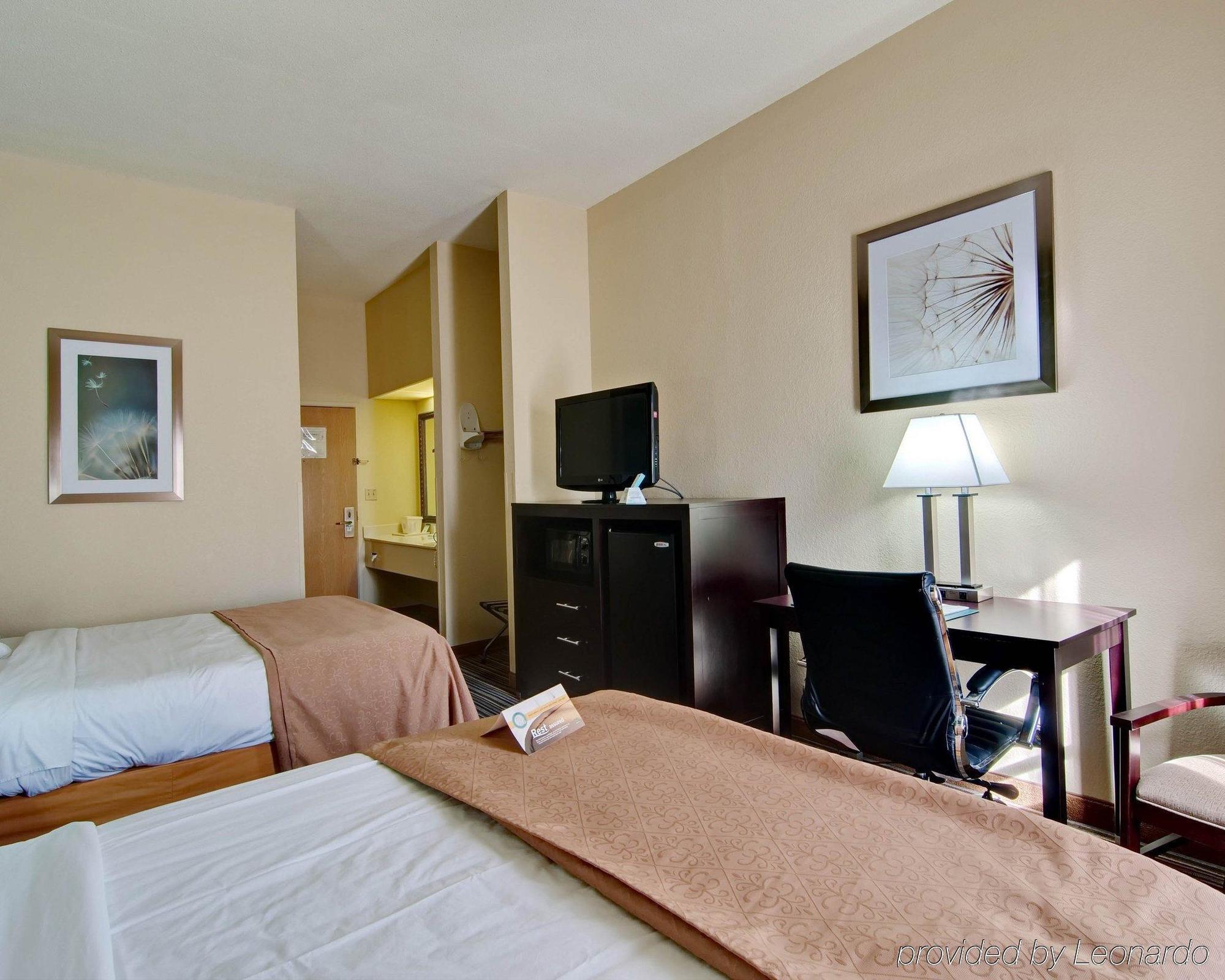 Spark By Hilton Wytheville East Main Street Exteriér fotografie