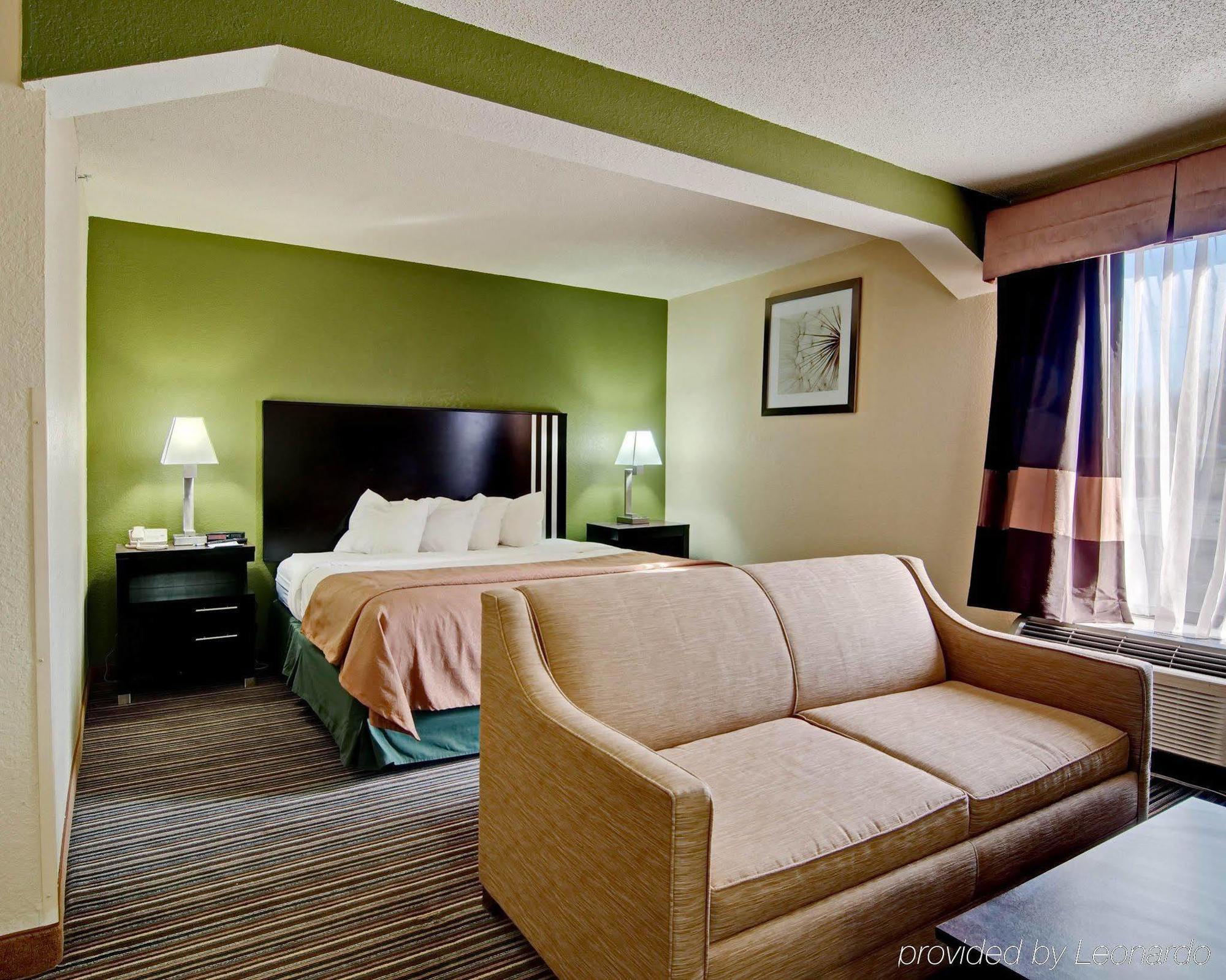 Spark By Hilton Wytheville East Main Street Exteriér fotografie
