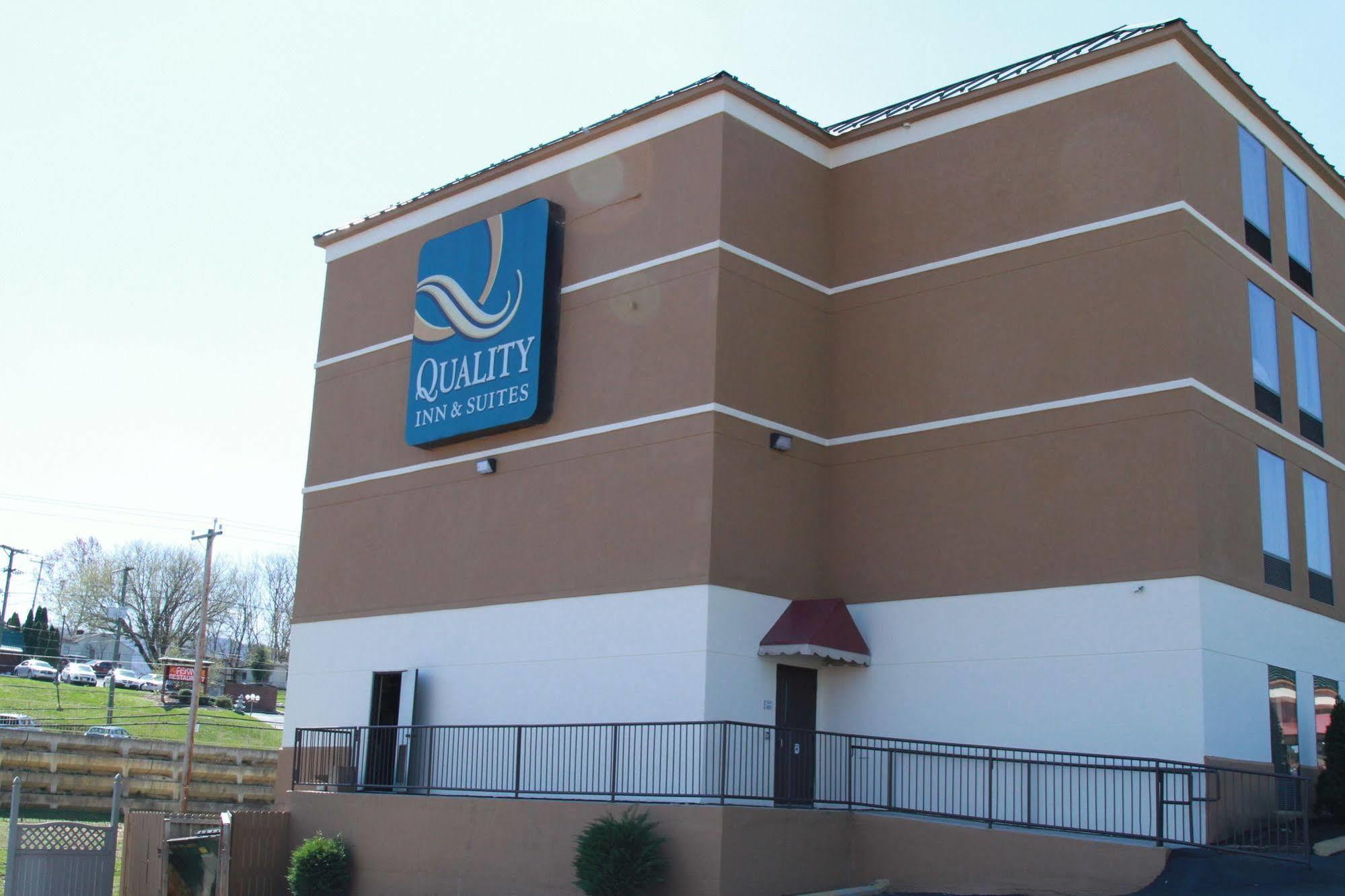 Spark By Hilton Wytheville East Main Street Exteriér fotografie